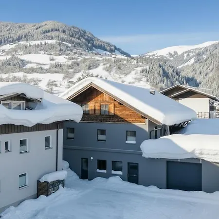 Bramberg Hideaway Mit Grosser Terrasse
